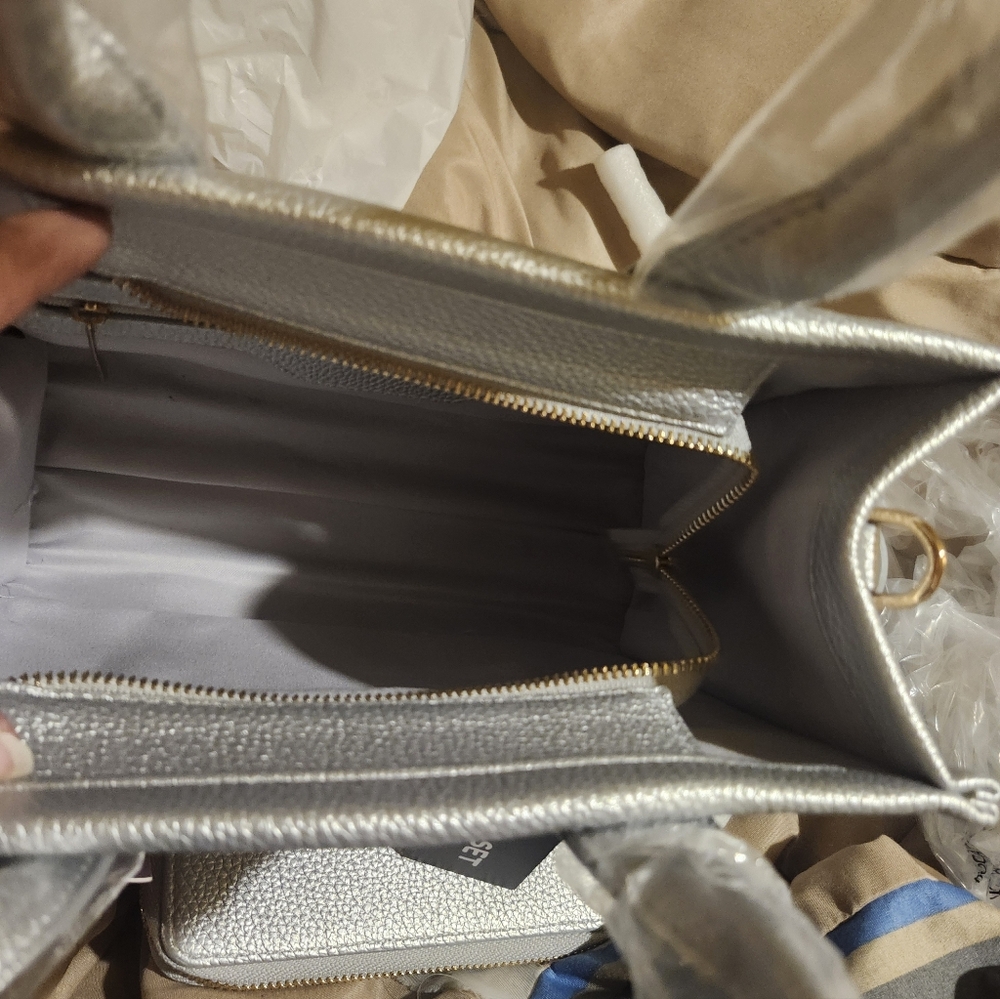 Silver Metallic Tote and Wallet Set - 2 Piece Women's Bag Set - Picture 2 of 3